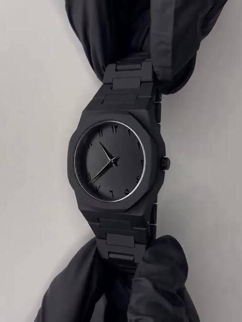 Black Arabic Aura – The Watch That Speaks Culture